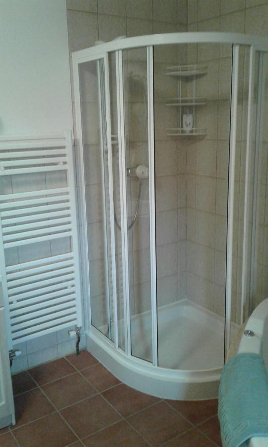 Woodpeckers Cottage B&B Pett Екстериор снимка