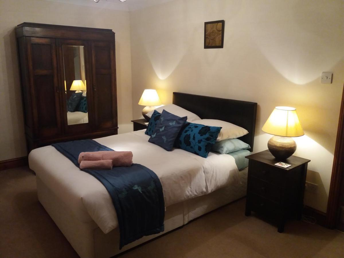 Woodpeckers Cottage B&B Pett Екстериор снимка
